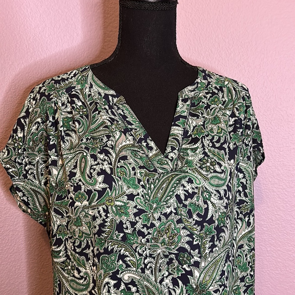 Ann Taylor Floral Blouse - Picture 3 of 5